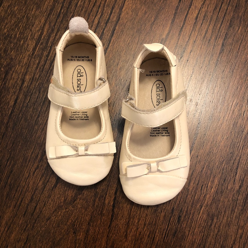 Old soles leather baby shoes